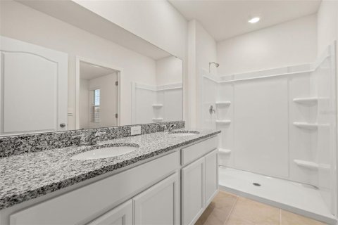 House in Kissimmee, Florida 4 bedrooms, 150.32 sq.m. № 2150706 - photo 24