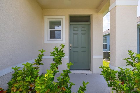 House in Kissimmee, Florida 4 bedrooms, 150.32 sq.m. № 2150706 - photo 3