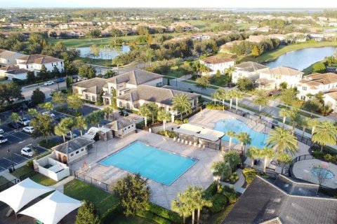 Townhouse in Orlando, Florida 2 bedrooms, 158.68 sq.m. № 2201941 - photo 26