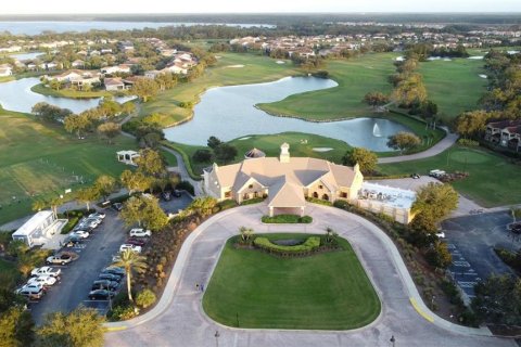 Townhouse in Orlando, Florida 2 bedrooms, 158.68 sq.m. № 2201941 - photo 24