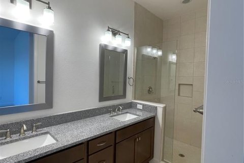 Townhouse in Orlando, Florida 2 bedrooms, 158.68 sq.m. № 2201941 - photo 12