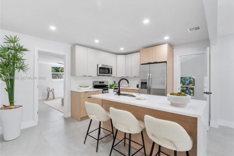 Casa en venta en Miami, Florida, 4 dormitorios, 128.02 m2 № 2030806 - foto 10
