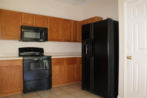 Condo in Largo, Florida, 3 bedrooms  № 1866829 - photo 22