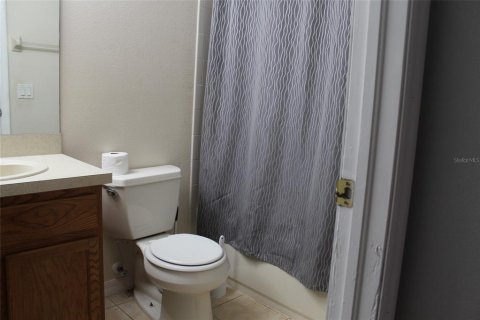 Condo in Largo, Florida, 3 bedrooms  № 1866829 - photo 15