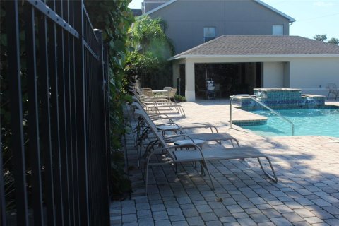 Condo in Largo, Florida, 3 bedrooms  № 1866829 - photo 8