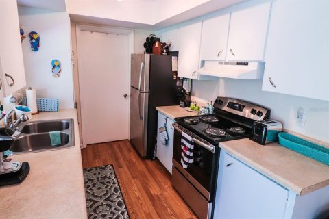 Apartamento en alquiler en New Smyrna Beach, Florida, 3 dormitorios, 103.68 m2 № 1535145 - foto 4