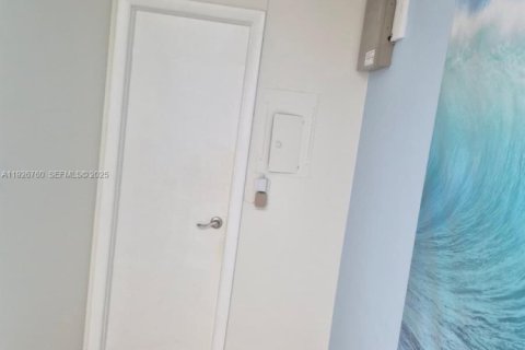 Immobilier commercial à vendre à Dania Beach, Floride № 1988081 - photo 19