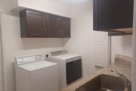 Casa en venta en Largo, Florida, 3 dormitorios, 256.87 m2 № 1649630 - foto 24