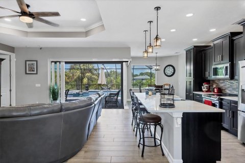 Снять в аренду виллу или дом в Энглвуд, Флорида 6 комнат, 164.34м2, № 224856 - фото 10