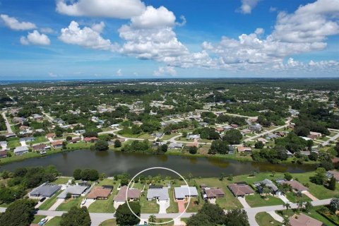 Снять в аренду виллу или дом в Энглвуд, Флорида 6 комнат, 164.34м2, № 224856 - фото 8