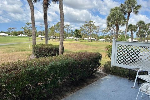 Снять в аренду кондоминиум в Венеция, Флорида 8 комнат, 93.09м2, № 1680947 - фото 16