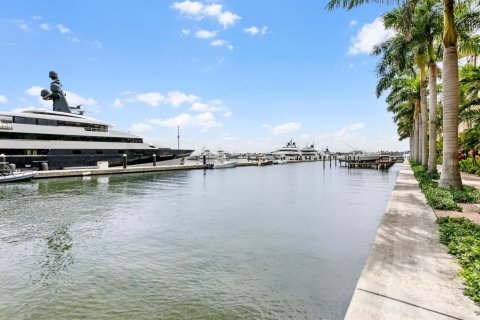 Copropriété à vendre à West Palm Beach, Floride: 1 chambre, 100.15 m2 № 2417115 - photo 21