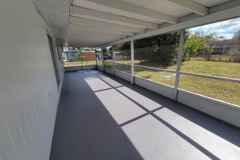 House in Port Charlotte, Florida 3 bedrooms, 98.1 sq.m. № 2166436 - photo 21
