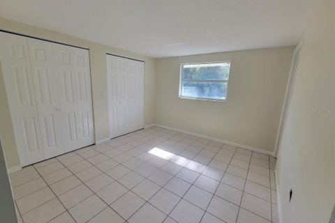 House in Port Charlotte, Florida 3 bedrooms, 98.1 sq.m. № 2166436 - photo 13