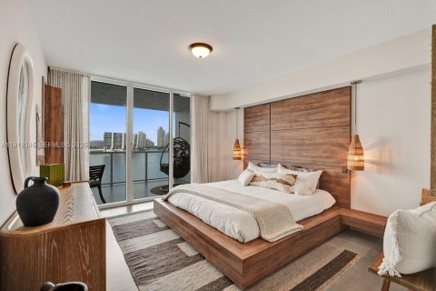 Condo à Sunny Isles Beach, Floride, 2 chambres  № 2019030