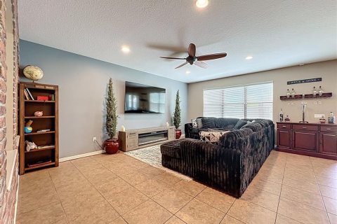 House in Orlando, Florida 3 bedrooms, 238.76 sq.m. № 1873614 - photo 15