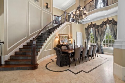 House in Longwood, Florida 7 bedrooms, 1115.38 sq.m. № 2112687 - photo 8