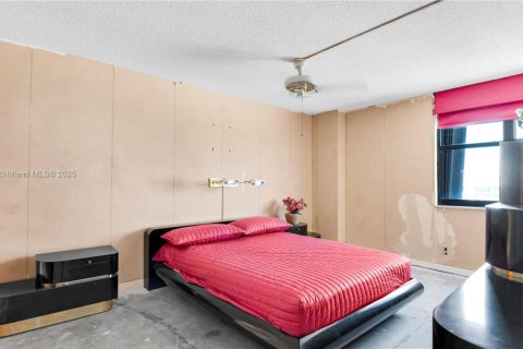 Copropriété à vendre à Miami Beach, Floride: 2 chambres, 93.37 m2 № 1818482 - photo 24
