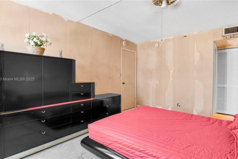Copropriété à vendre à Miami Beach, Floride: 2 chambres, 93.37 m2 № 1818482 - photo 26