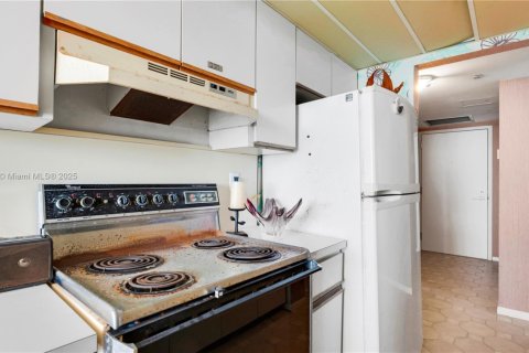 Copropriété à vendre à Miami Beach, Floride: 2 chambres, 93.37 m2 № 1818482 - photo 9