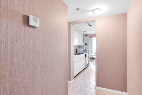 Copropriété à vendre à Miami Beach, Floride: 2 chambres, 93.37 m2 № 1818482 - photo 5