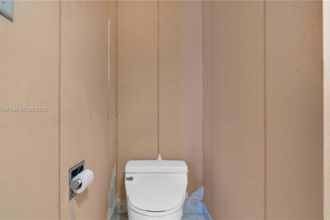 Copropriété à vendre à Miami Beach, Floride: 2 chambres, 93.37 m2 № 1818482 - photo 28