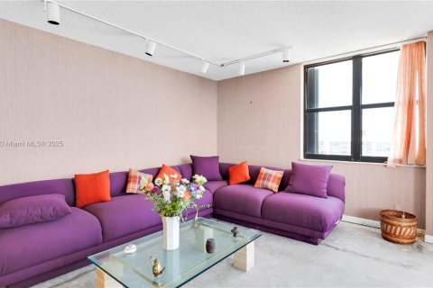 Copropriété à vendre à Miami Beach, Floride: 2 chambres, 93.37 m2 № 1818482 - photo 17