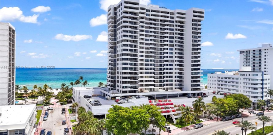 Condo à Miami Beach, Floride, 2 chambres  № 1818482