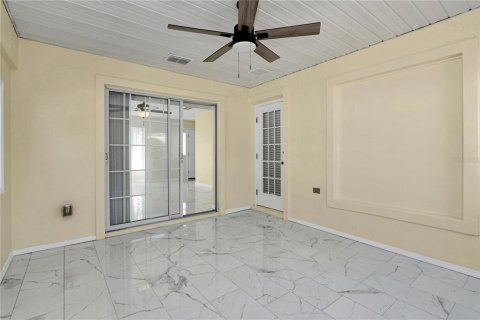 House in Ocala, Florida 2 bedrooms, 128.11 sq.m. № 2150361 - photo 24