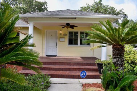 Casa en Orlando, Florida 3 dormitorios, 135.64 m2 № 2214155