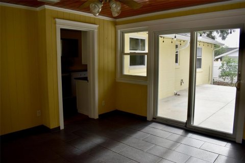 Casa en venta en Orlando, Florida, 3 dormitorios, 135.64 m2 № 2214155 - foto 11