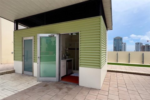 Copropriété à vendre à Tampa, Floride: 2 chambres, 201.51 m2 № 1880818 - photo 25