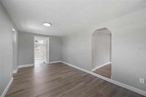 Immobilier commercial à vendre à Tarpon Springs, Floride: 5 chambres, 180.23 m2 № 1919794 - photo 7