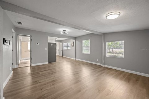 Immobilier commercial à vendre à Tarpon Springs, Floride: 5 chambres, 180.23 m2 № 1919794 - photo 10