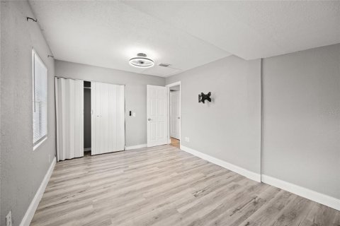 Immobilier commercial à vendre à Tarpon Springs, Floride: 5 chambres, 180.23 m2 № 1919794 - photo 14