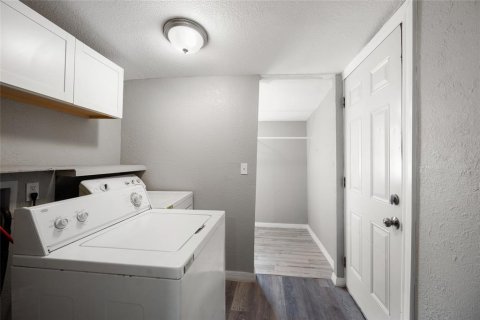 Immobilier commercial à vendre à Tarpon Springs, Floride: 5 chambres, 180.23 m2 № 1919794 - photo 20