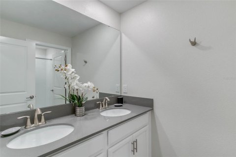 Купить таунхаус в Дэвенпорт, Флорида 10 комнат, 177.81м2, № 1614312 - фото 26