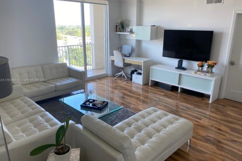 Condo in Miami, Florida, 2 bedrooms  № 1707530 - photo 18