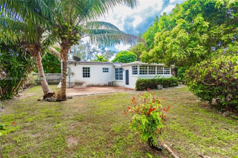 House in Miami, Florida 3 bedrooms, 99.03 sq.m. № 1997648 - photo 23