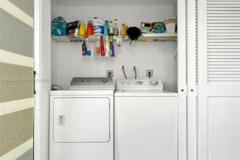 Снять в аренду кондоминиум в Коконат Крик, Флорида 2 спальни, 90.86м2, № 2077915 - фото 18