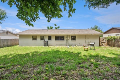 Villa ou maison à vendre à Apopka, Floride: 3 chambres, 123.1 m2 № 2091600 - photo 10