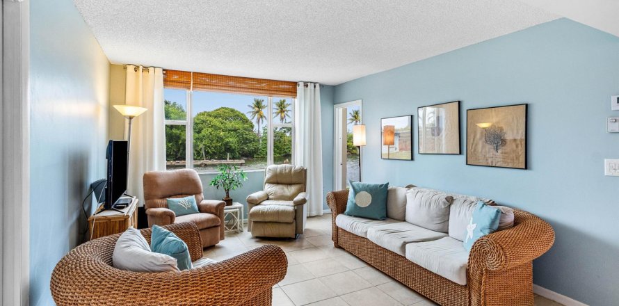 Condo à Boynton Beach, Floride, 2 chambres  № 2087704