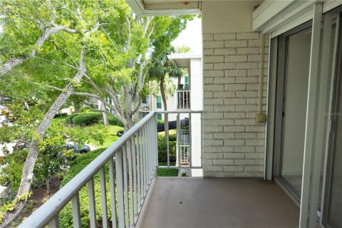 Copropriété à louer à Tampa, Floride: 2 chambres, 86.96 m2 № 2095254 - photo 4