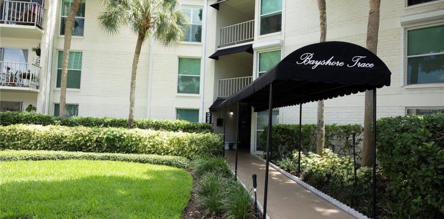 Condo à Tampa, Floride, 2 chambres  № 2095254