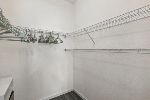 Condominio en alquiler en Tampa, Florida, 2 dormitorios, 95.88 m2 № 2112116 - foto 11