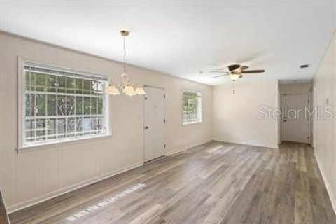Villa ou maison à louer à DeLand, Floride: 4 chambres, 130.06 m2 № 2096037 - photo 4