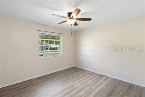 Villa ou maison à louer à DeLand, Floride: 4 chambres, 130.06 m2 № 2096037 - photo 11