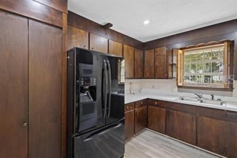 Villa ou maison à louer à DeLand, Floride: 4 chambres, 130.06 m2 № 2096037 - photo 3