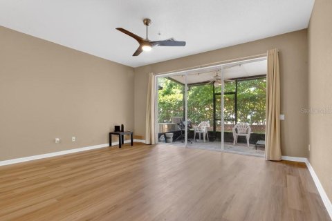 Condominio en venta en Orlando, Florida, 3 dormitorios, 156.26 m2 № 2098279 - foto 2