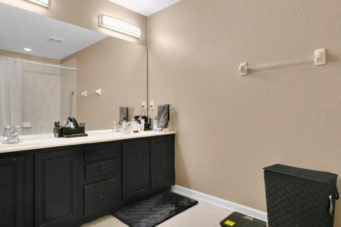 Condominio en venta en Orlando, Florida, 3 dormitorios, 156.26 m2 № 2098279 - foto 11